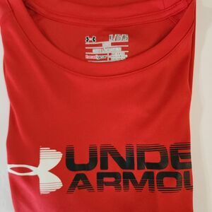 Under‎ Armour T-Shirt Men's Red XL Loose Fit Crew Neck Heat Gear